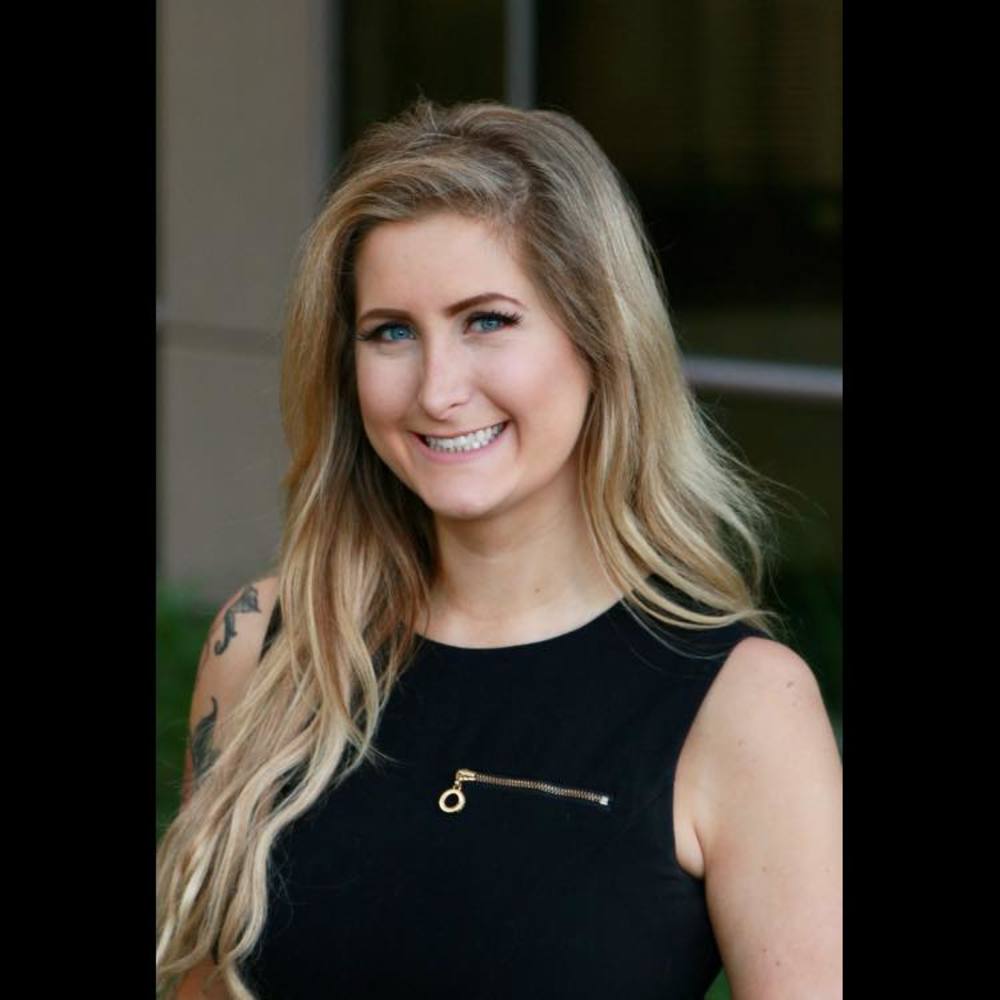 Meet your Posher, Holly